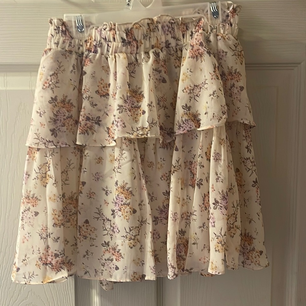 Vici size small tiered skirt - NWOT